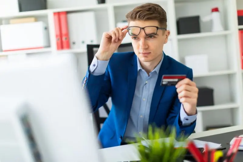 Comment Accéder à Votre Relevé Bancaire au Canada ?