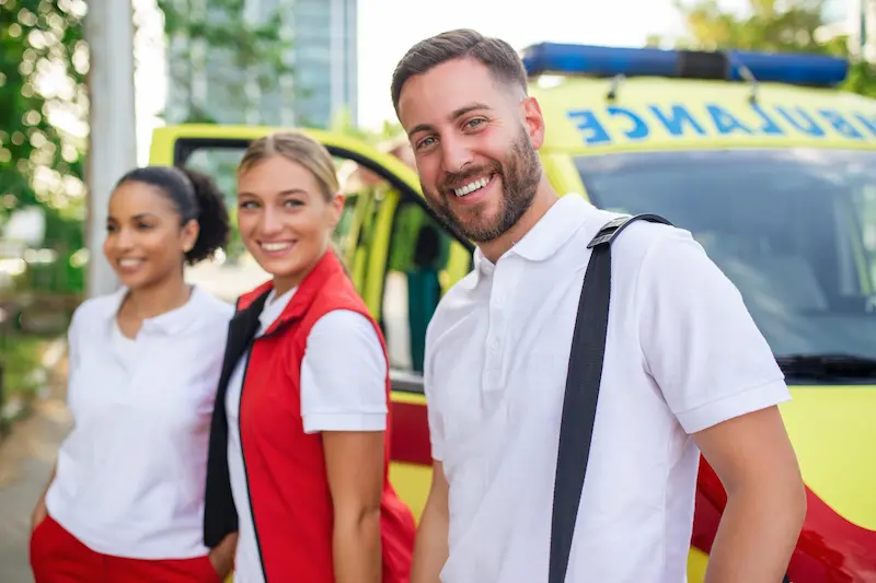 Quel est le salaire des ambulanciers et ambulancières au Québec